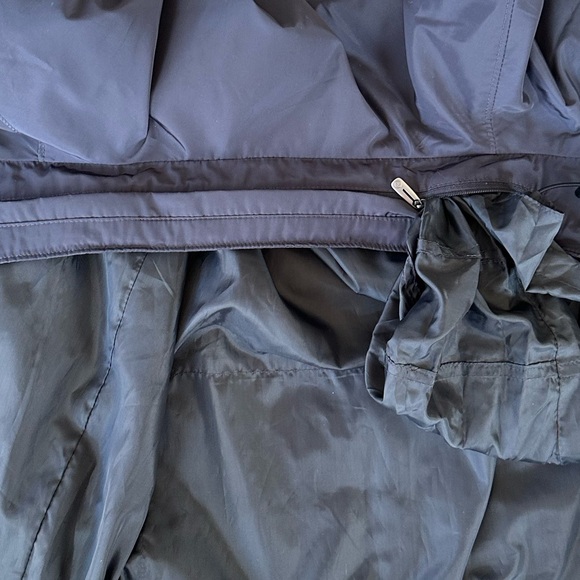 TUMI Tech JACKET Mens NAVY STOW Hood/Jacket Zip-up Windbreaker Water Resistant M - Picture 13 of 16